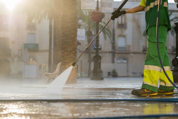 Professional Pressure Washing Services in Pinewood, FL